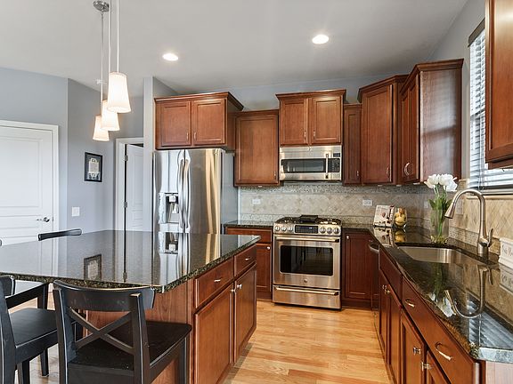3rd image of 3180 Marshall Ln