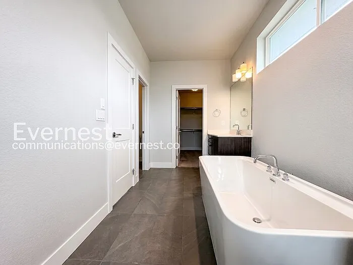 21343 E 59th Pl — Photo 11