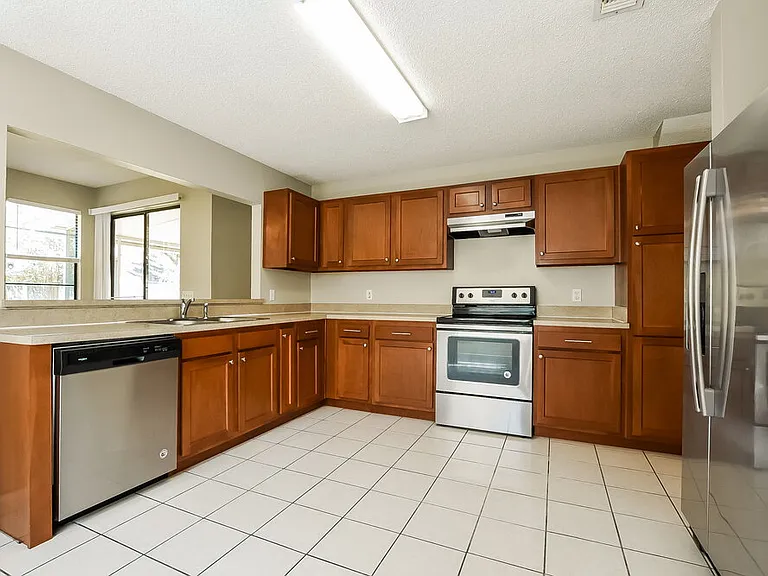 1002 Gotwalt Dr — Photo 8