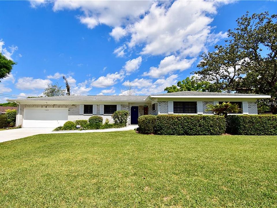 1st image of 1104 Ravenwood Dr
