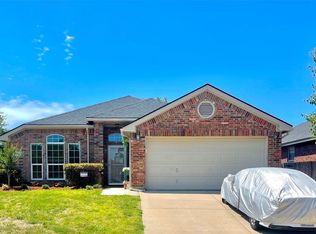 9301 Jason Ct, White Settlement, TX 76108