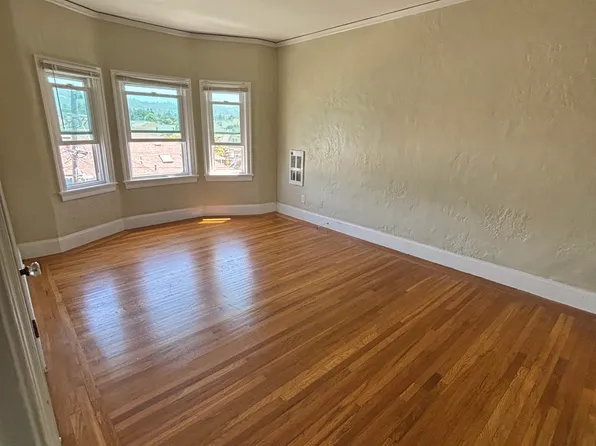 6321 Dover St #14, Oakland, CA 94609