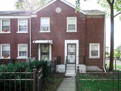 701 E 105th Pl, Chicago, IL, 60628