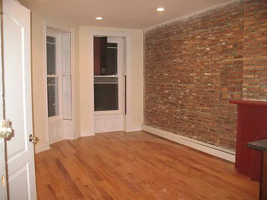 Rented by Rental Solutions Inc | media 15