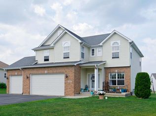 235 Richards Ct, Winthrop Harbor, IL
