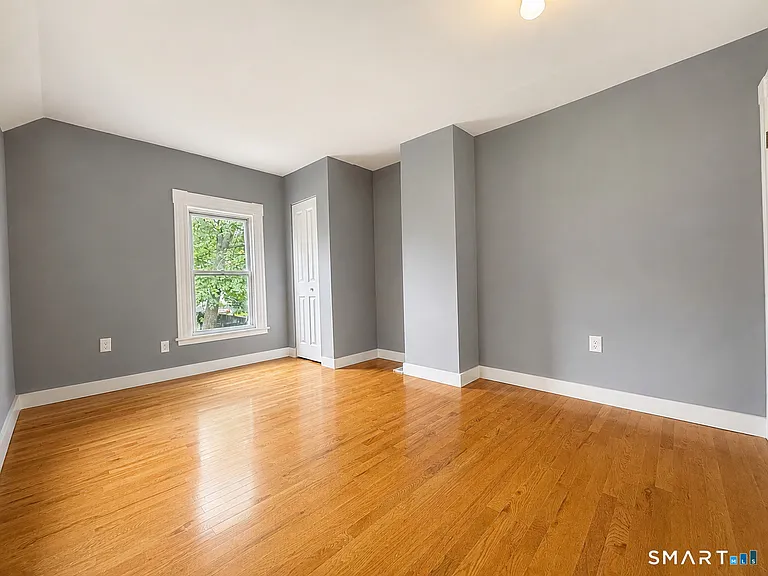 205B Laurel St — Photo 18