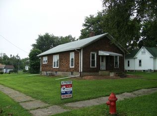 100 Buttell, Elkhart, IL 62634