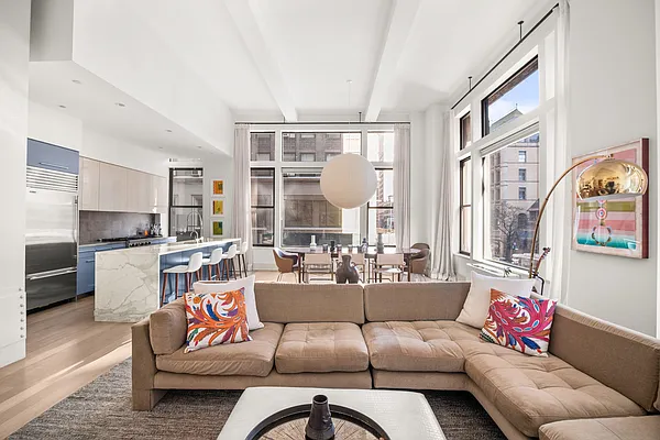 Sold by Compass | media 2