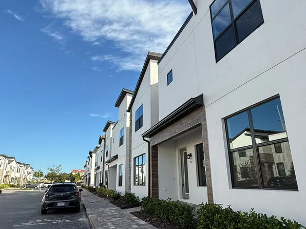 205 Villa Domani Cir, Davenport, FL 33896