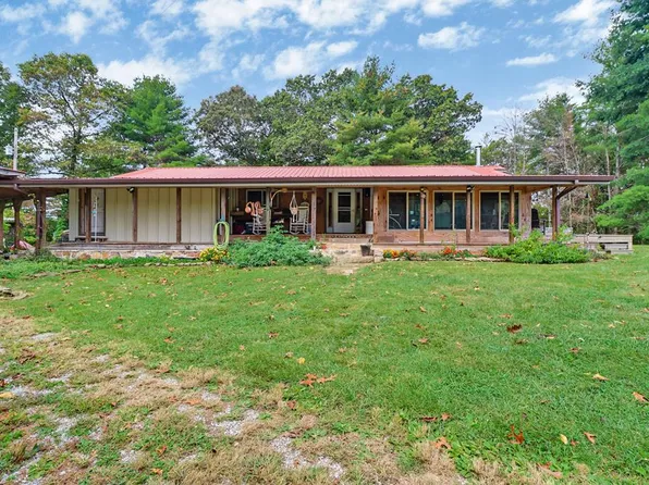 4676 Rugby Pike, Allardt, TN 38504
