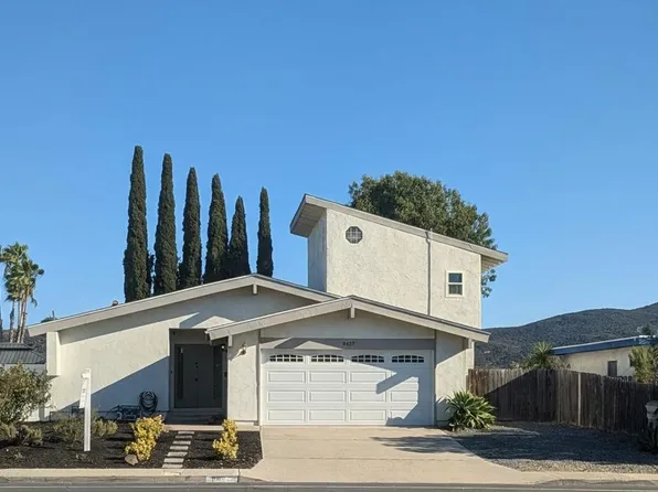8427 Carlton Oaks Dr, Santee, CA 92071