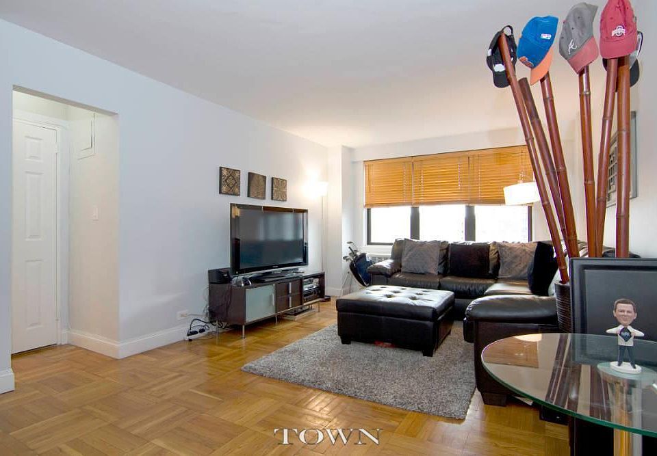 1st image of 301 E 63rd St APT 17D
