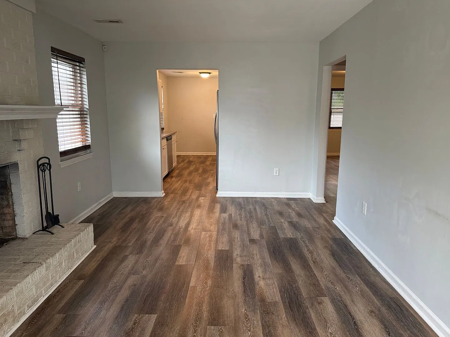 Forest Hills Completely Remodeled Duplex — Photo 2
