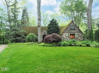 15 Westview Ln, Norwalk, CT 06854