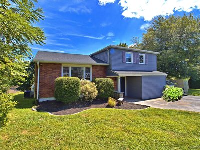 4 Salk Drive, Lloyd, NY, 12528