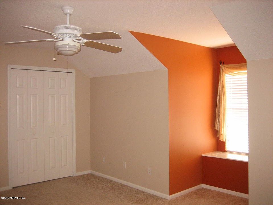 1st image of 598 Oakmont Dr