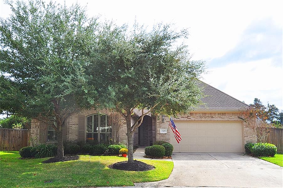 1st image of 25489 Vinechase Dr