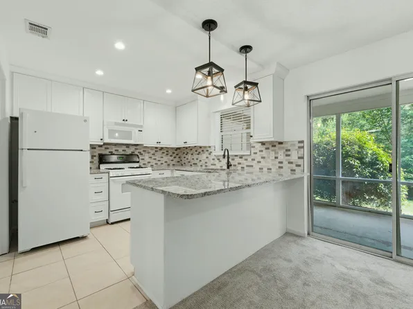 31 Sutton Pl, Avondale Estates, GA 30002
