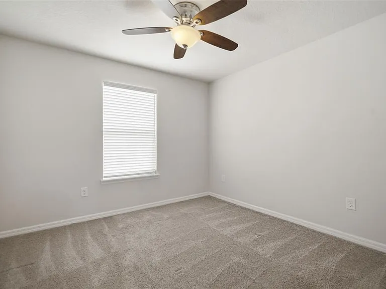 10903 Verawood Dr — Photo 35