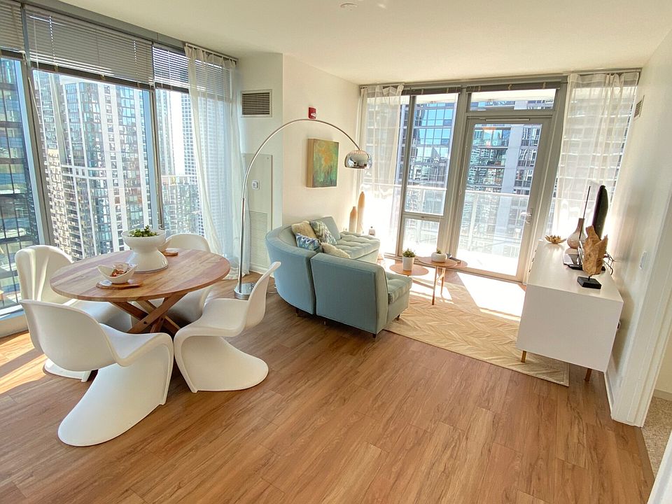 1st image of 349 E Wacker Dr #2712