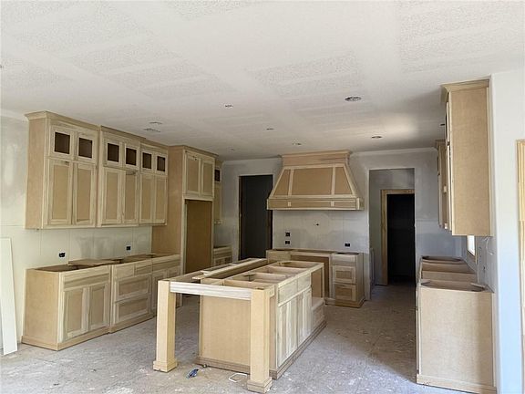 3rd image of 8905 N Colorado Ave