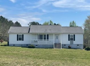 140 Twin Cedar Rd, South Hill, VA 23970