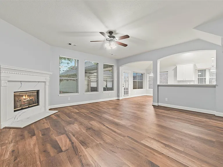 16315 Madewood St — Photo 9