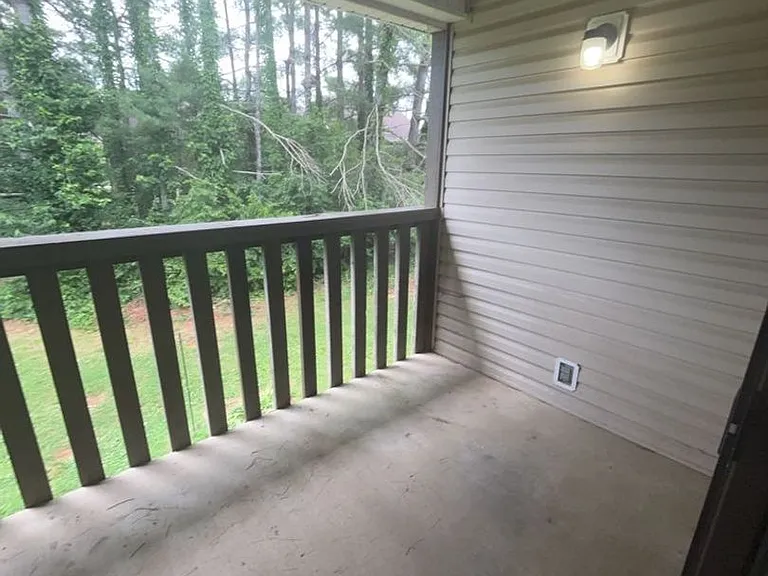 Oriole Apartments — Photo 18