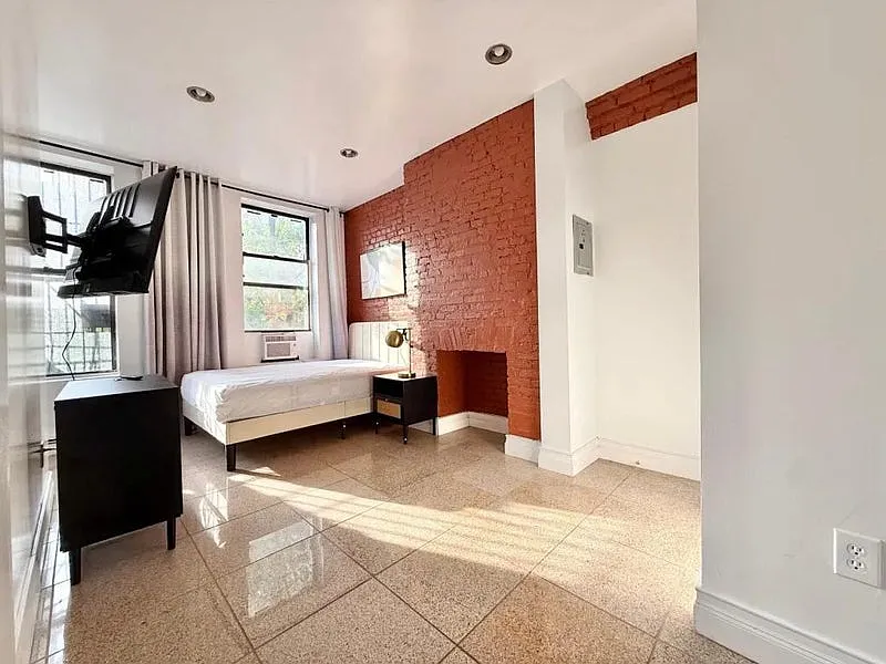 3 bed, 1.5 bath, $1,400 — Photo 4