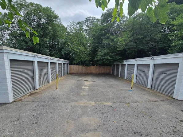 820 E 22nd St, Wilmington, DE 19802