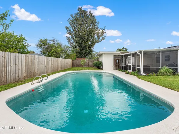 3834 EDIDIN Drive, Jacksonville, FL 32277