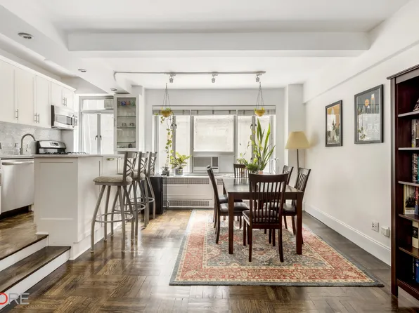 20 East 35th Street image 1 of 12