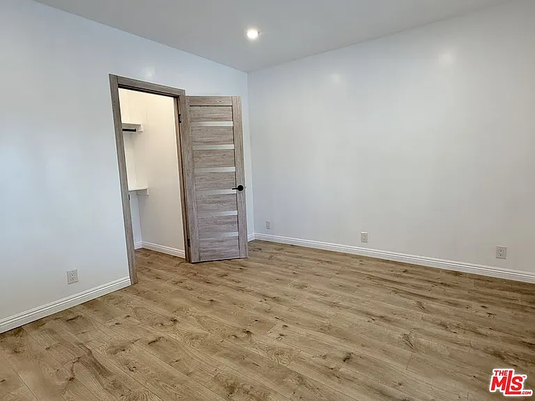 7512 Norton Ave — Photo 17