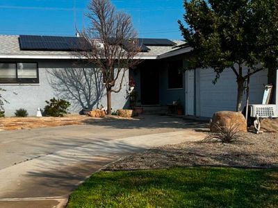 568 E Scott Ave, Fresno, CA, 93710