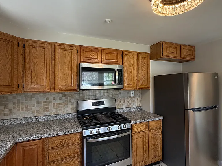 36 Petipas Ln #34 — Photo 3