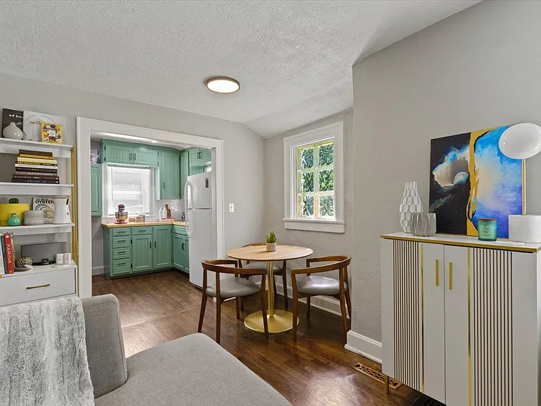 7511 Reinhardt St — Photo 15