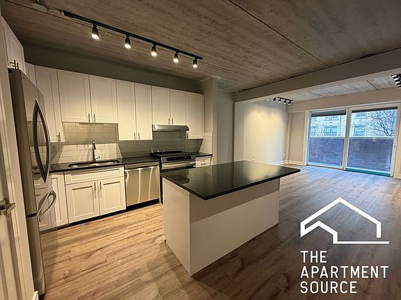 2nd image of 954 W Carmen Ave #952-302