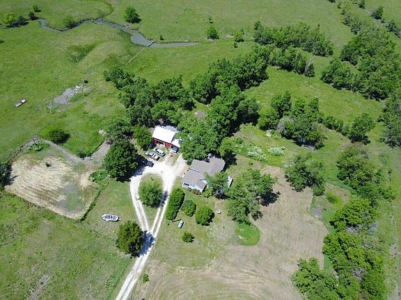 4th image of 870 Highway 56