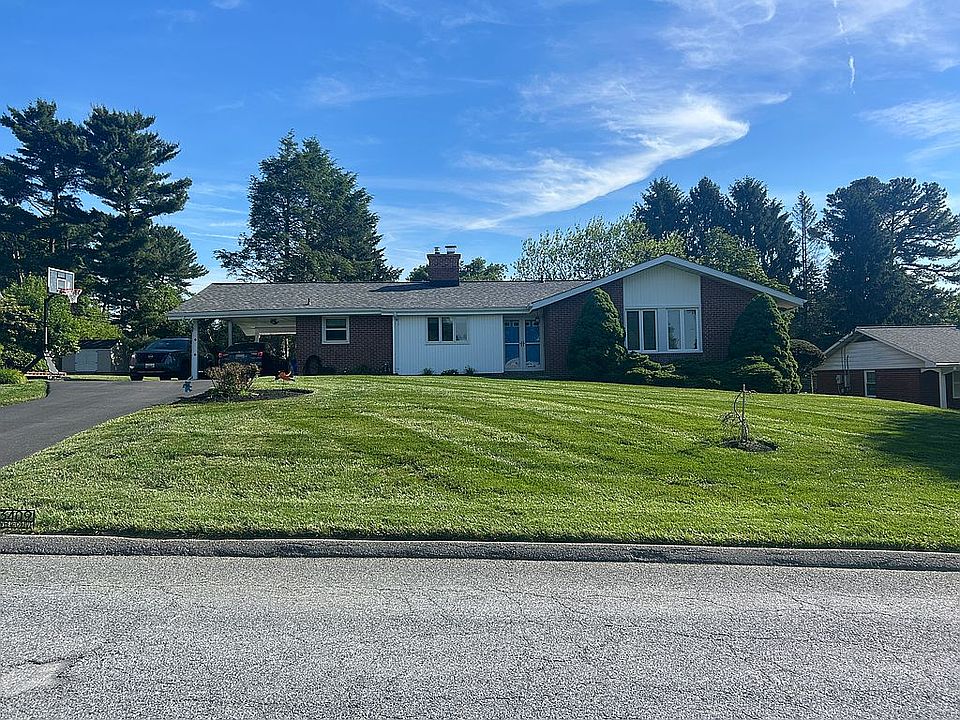 2nd image of 3409 Tyler Dr