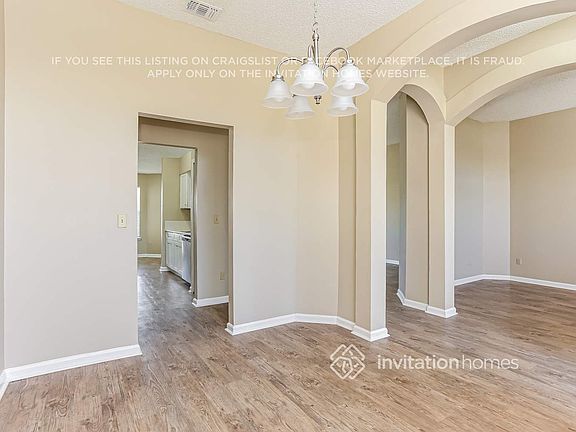 4th image of 559 Ashcroft Landing Dr