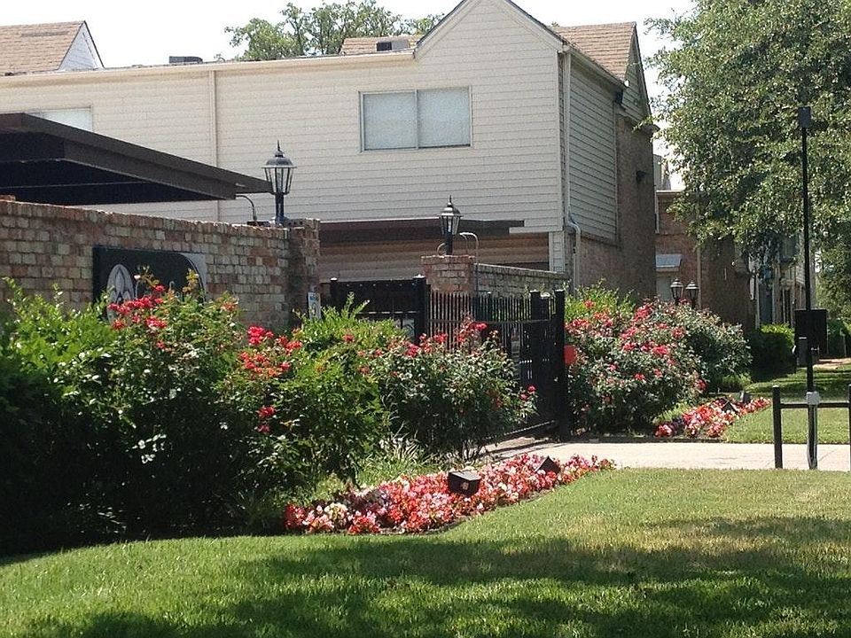 1st image of 9839 Park Lane Ct