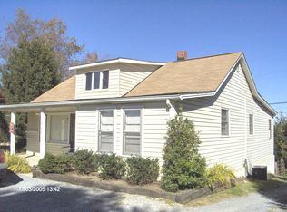 1780 Brooksfield Rd, Blacksburg, VA 24060