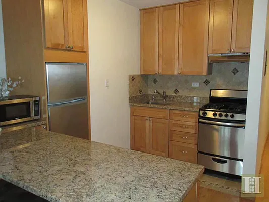 Rented by Halstead Real Estate | media 7