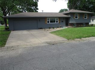 311 Jackson Ave, Garnett, KS 66032