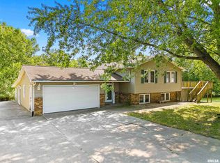 1972 Lazy Acres Rd, Lowpoint, IL 61545