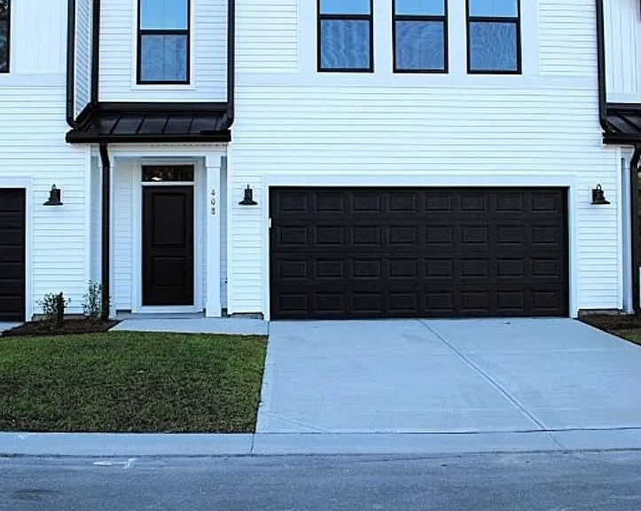 408 Ireland Way — Photo 1