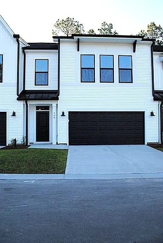 408 Ireland Way Photo 1