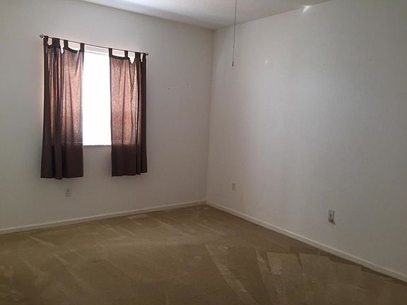 4th image of 6601 Catalina Ln #1