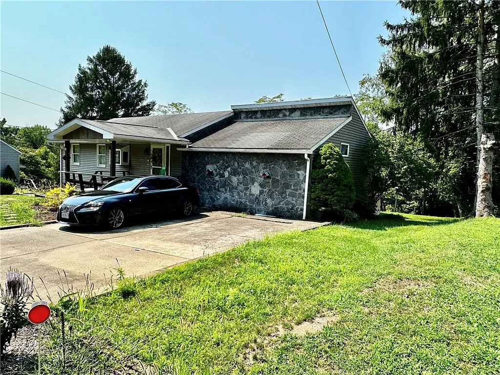 665 Filbert Heights Rd photo 1