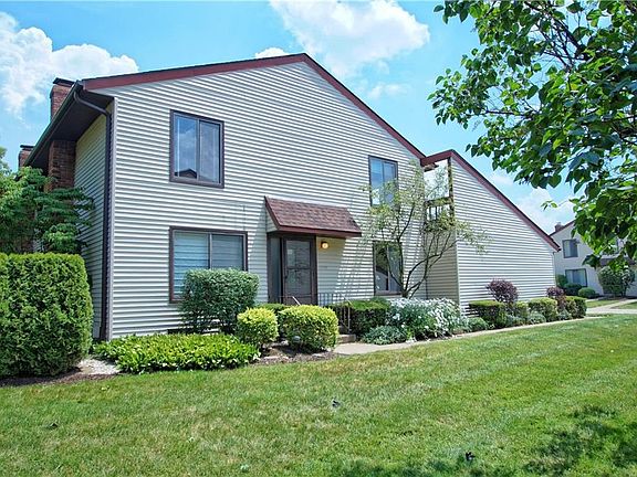 2nd image of 32643 Jefferson Dr #43